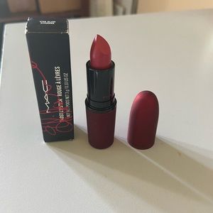MAC VIVA GLAM RIHANNA